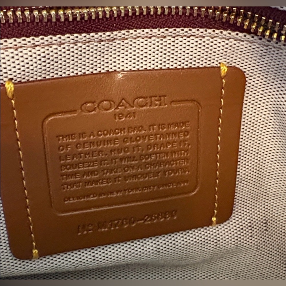 Coach 1941 Rogue 31 in Peony Pink With Roses & Rivets - Picture 11 of 12
